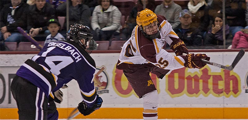 Kloos Scores Lone Goal to Earn Gophers Split with Mavs