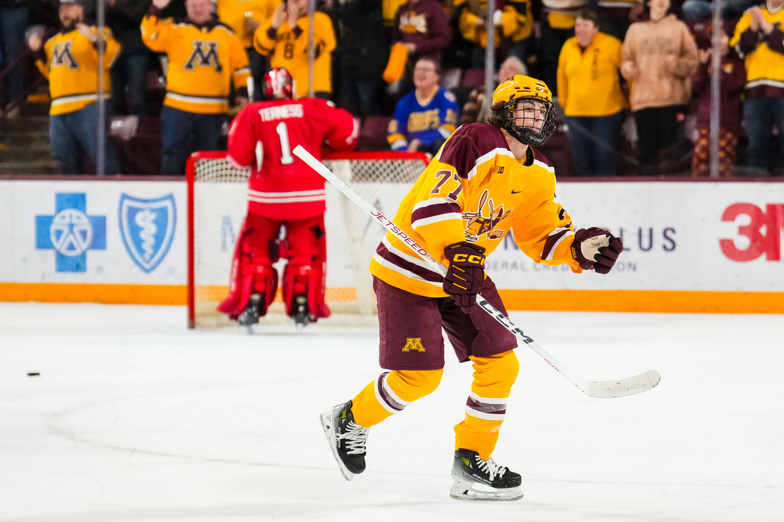 Gophers Get First Conference Sweep of Season with 6-3 Win Over Buckeyes