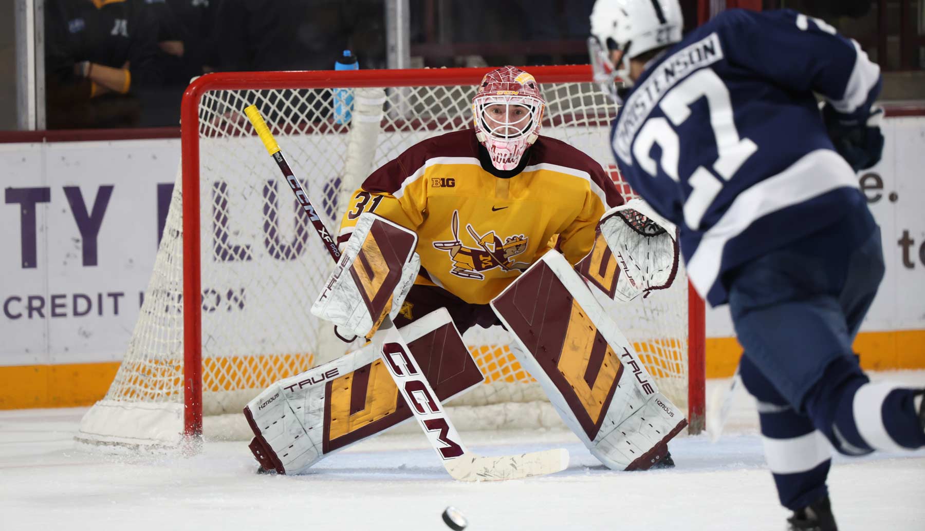 Liam Souliere shuts out his former team. Photo by Bjorn Franke (GopherSports)